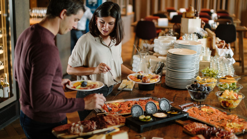 Ticketverkauf statt Feuerwerk: Erfolgreicher 1. August Brunch auf dem Gurten